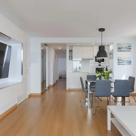 Apartment Sea Front In Center Marbella