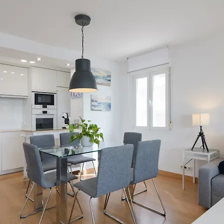 Apartment Sea Front In Center Marbella